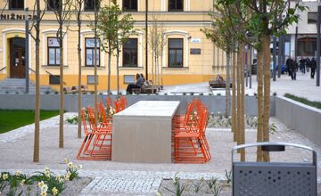 FOTO: Trenčianska pešia zóna v novom šate