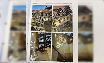 FOTO: Majite=l zburanej budovy tvrdí, že riaditeľka KUÚ v Trenčíne úmyselne zavádza, že objekt mal status NKP