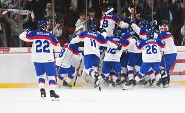 FOTO: Slovenská U18 v Trenčíne prekvapuje