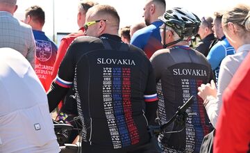 FOTO: Otvorenie nového úseku cyklomagistrály medzi Trenčínom a Dubnicou