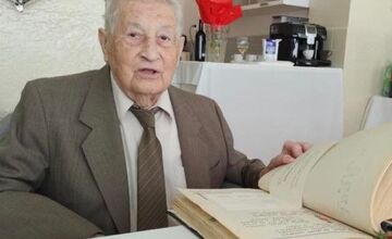 FOTO: Primár Jozef Hulaj oslávil 100 rokov 