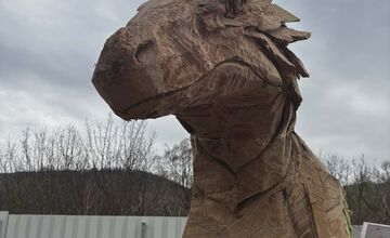 FOTO: Nová socha draka