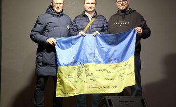 FOTO: Dobrovoľníci z Prievidze a okolia pomáhajú od začiatku vojny 